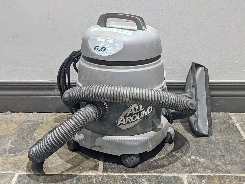 Guelph Tool Library Dry Use Shop Vac, 1.5 Gallon/5.5 Liters